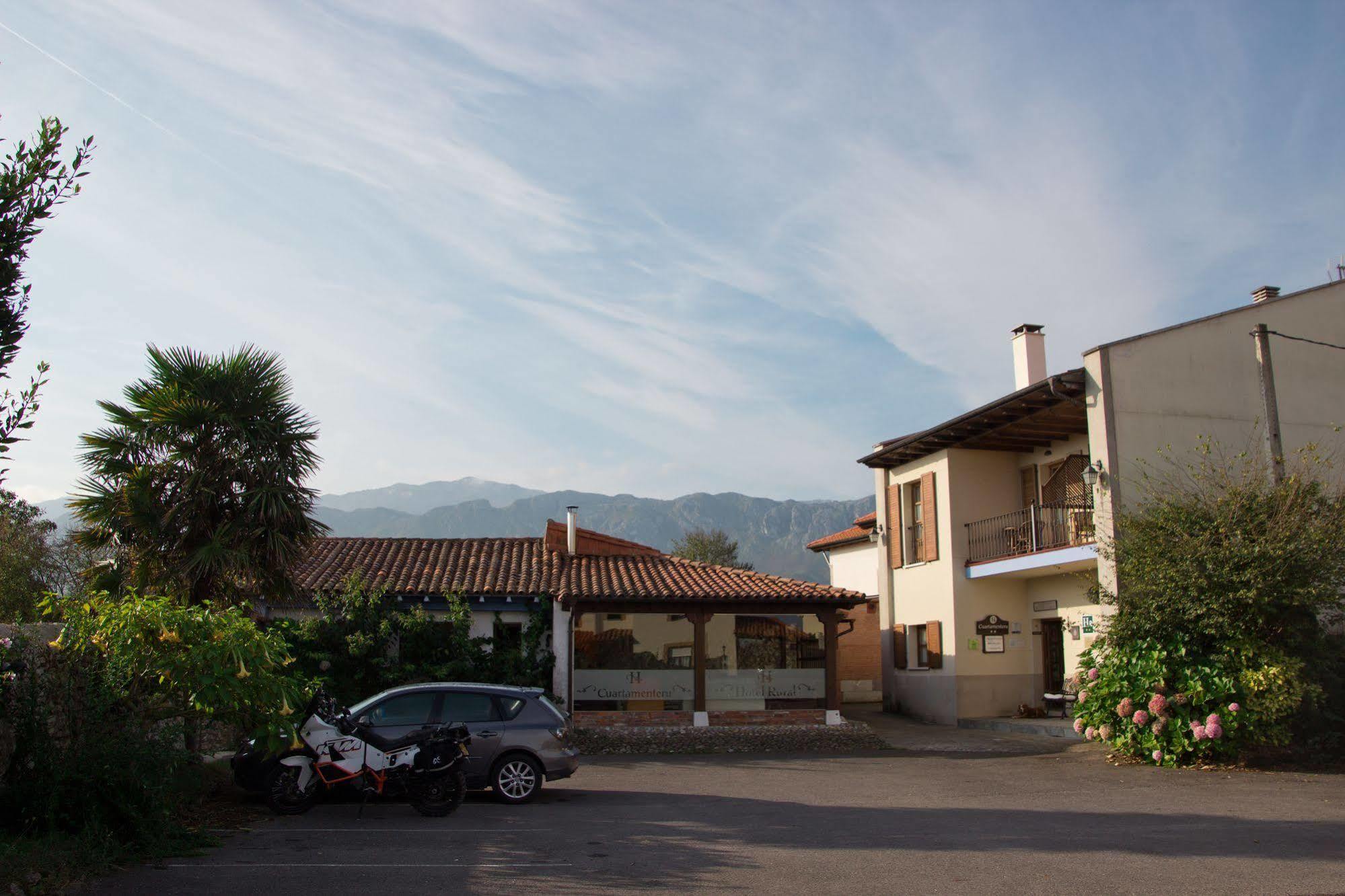 Hotel Rural Cuartamenteru Poo De Llanes Esterno foto